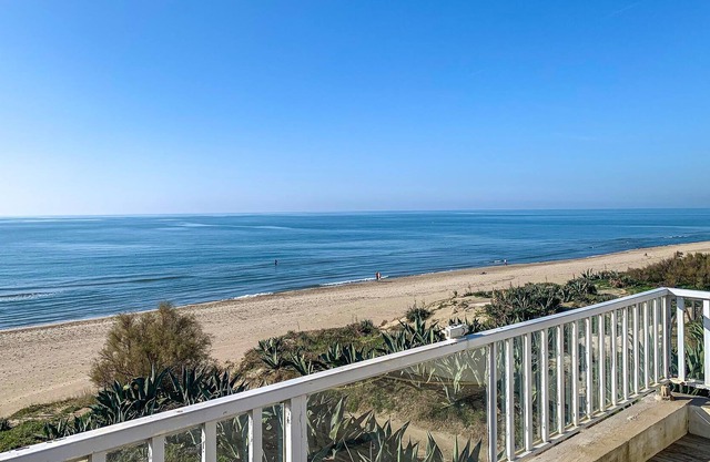 Great apartment, from the balcony you can jump directly into the sea.