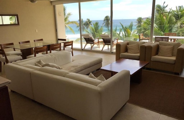 Great Beachfront Amara Condo Ixtapa