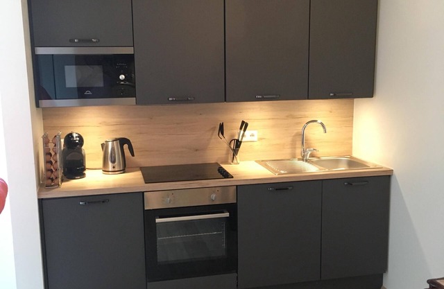 Great city center apartment by parliament square