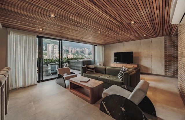 Great city view 1367 sqft Apt in a prime location in El Poblado with pool & gym