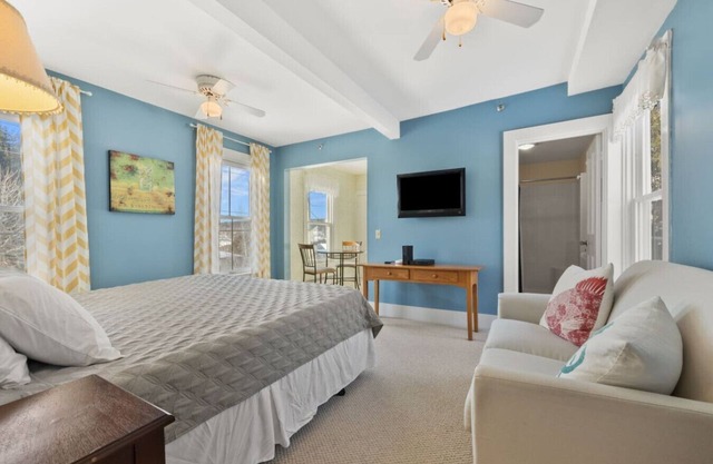 Great Harbor Inn Hinckley Room 23