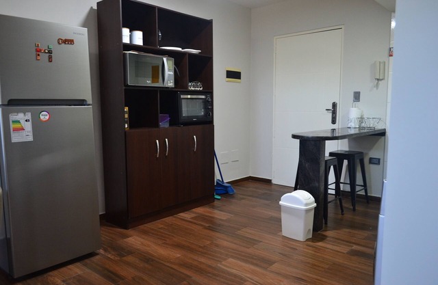 Great location! One bedroom Apartment Downtown. Enjoy the city life!