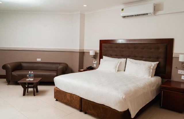 Great Zimbabwe Hotel