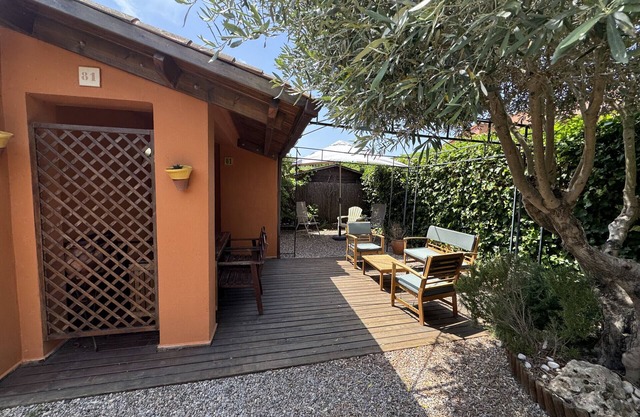 Gregal 81 - A/C, pool and garden