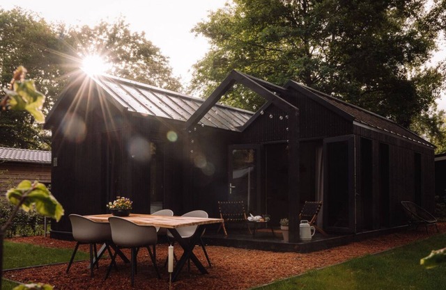 GrØn Tiny House in the forest