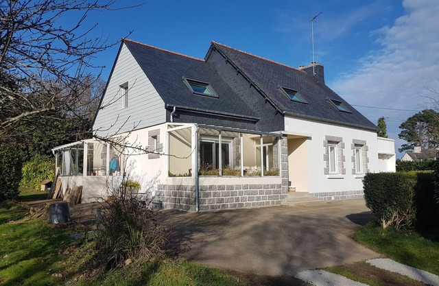 Ground-floor apartment in a green setting