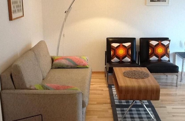 Groups Welcome! Onsite spa, pool, tiki bar, golf, tennis, and restaurants