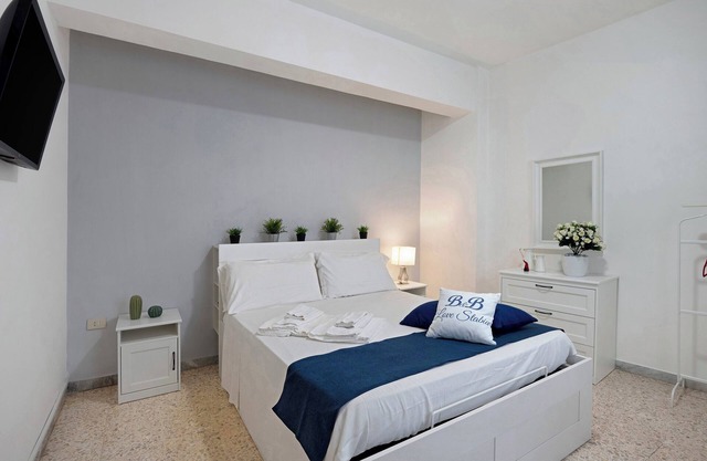 Guest House 'Love Stabia' with Private Terrace, Wi-Fi and Air Conditioning