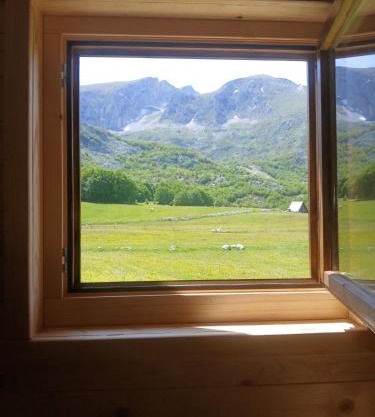 Guest House "Višnja"