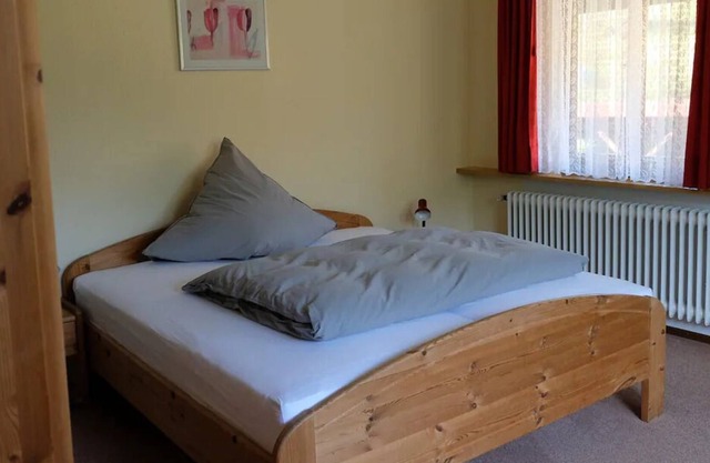 Guest room spruce with toilet and shower