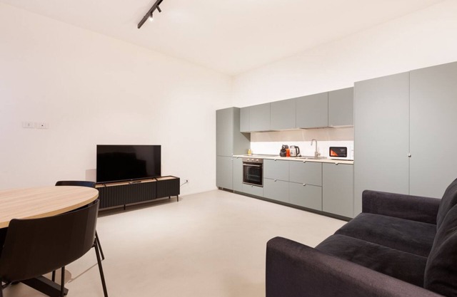 GuestHost - Cozy Studio Apartment Tortona Milan