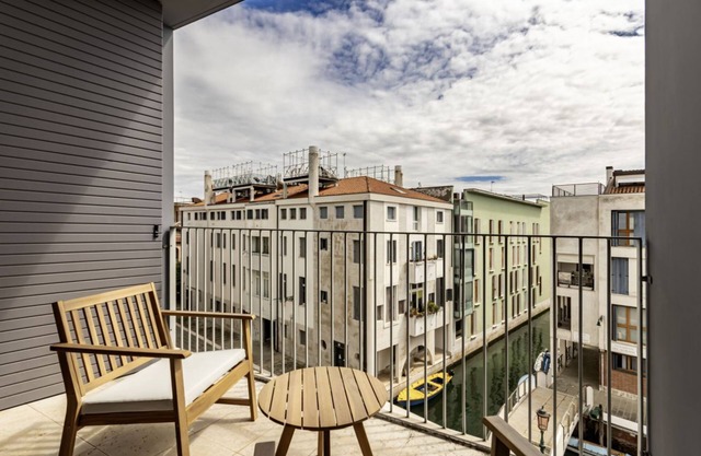 GuestHost - Giudecca Charming Flat X2 with Terrace