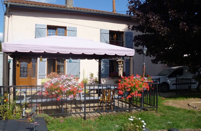 Guestroom Xivry-Circourt, studio flat, 2 persons