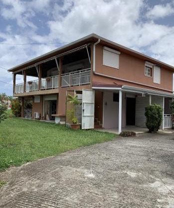 Hébergement mouchas F4 - dans Villa les Polycias