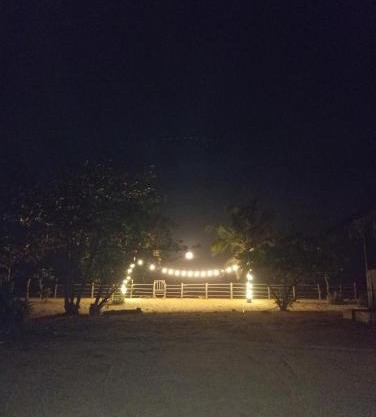 H&M Resort Arugambay