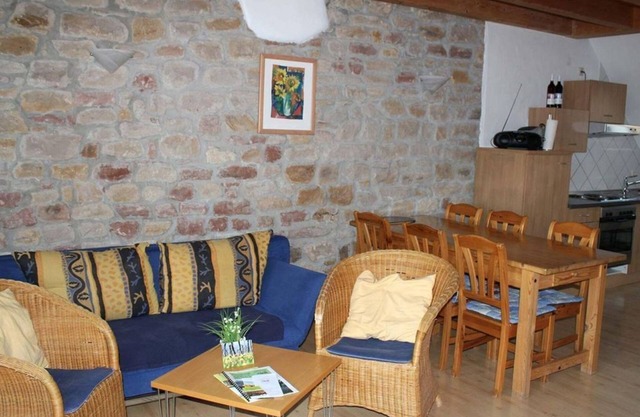 Haardtblick - An der Bach - Winery/Fewo's, Fam. cabbage