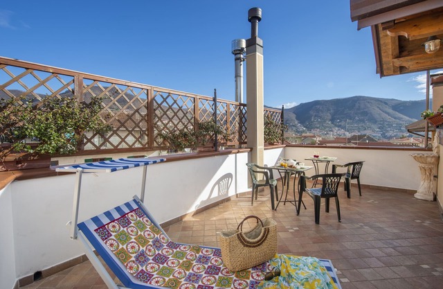 Hakuna Matata between Paths, penthouse with terrace