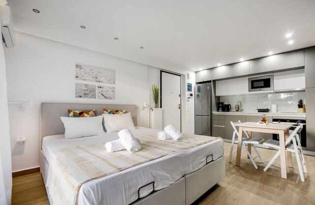 Halo - Luxury Studio in Athens