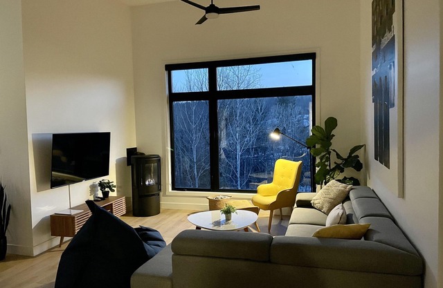 ⭐️Halte 4 Saisons - condo in nature in Orford - only 5 min from the mountain!
