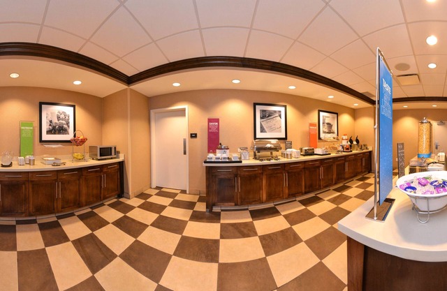 Hampton Inn Omaha Midtown-Aksarben Area