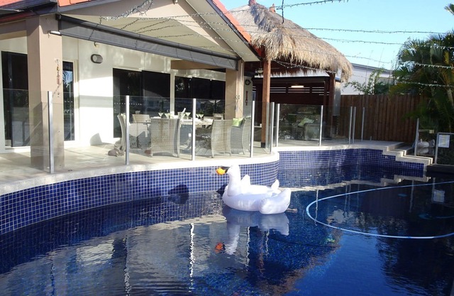 Harbour Lights 5 bedroom Waterfront Family Getaway sleeping up to 12 guests.
