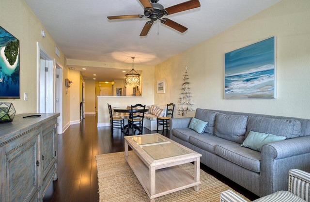 Harbourside 2 BD/2BA Beautiful Condo and Waterpark - 4 FREE waterpark passes
