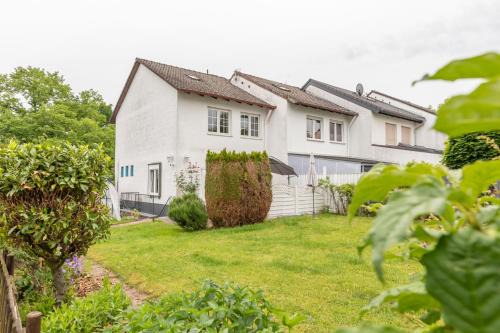 Haus mit großen Garten