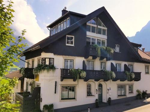 Haus Montana