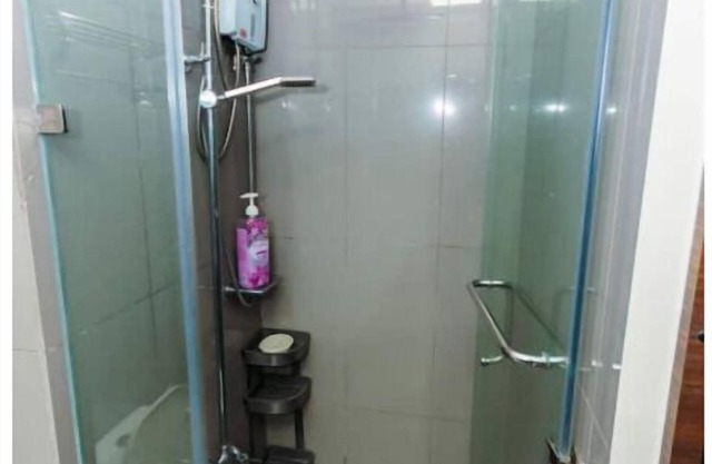 Haven & Humor: Cozy Meets Cool Makati Gym Swim 300