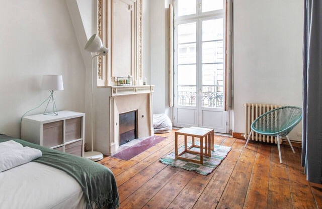 haven of refinement in the Golden Triangle