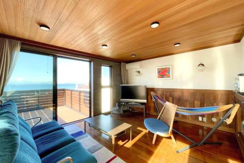 Hayama Ocean & Mt Fuji View -葉山 海を見渡す家-
