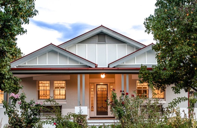 HAYLOCK ON THE PARK - PERFECT LOCATION IN THE HEART OF TOWN, GROUP ACCOMMODATION