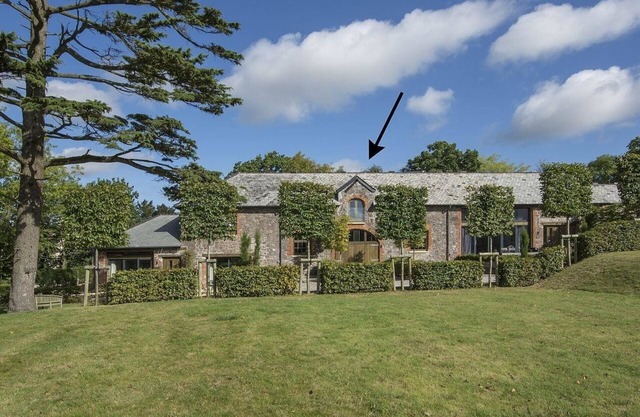 HAYLOFT, family friendly, luxury holiday cottage in Talaton