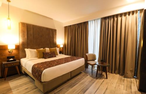 Hays AIR By Ahuja Residences