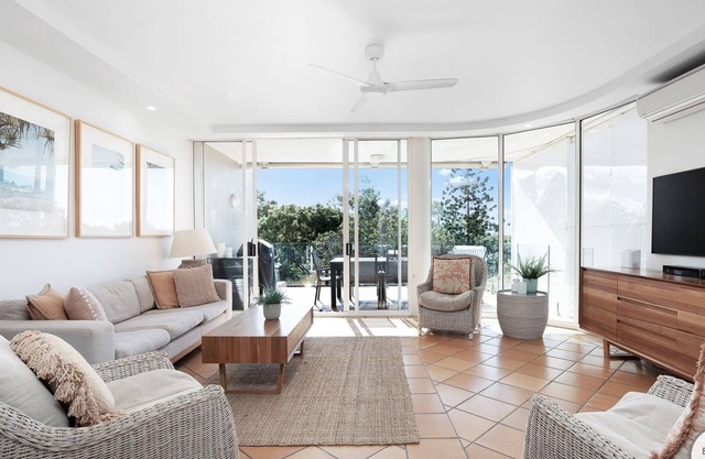 Hazel - Little Cove Boutique Stays