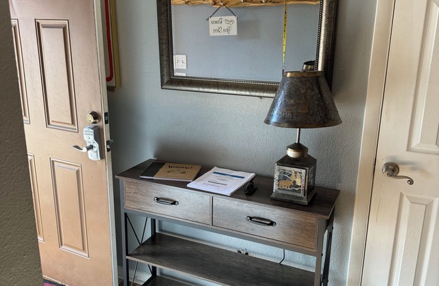 Heart of Breckenridge-Walk to Lifts and Town! Owner Rental.