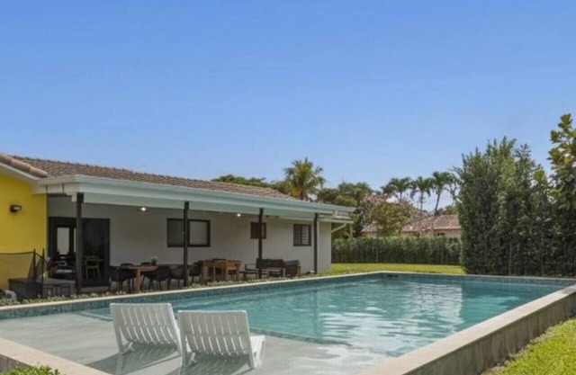 Heated Pool Family-Friendly Near Miami Hotspot