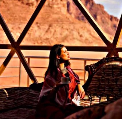 Helen Rum Luxury Bubbles & Jeep Tours