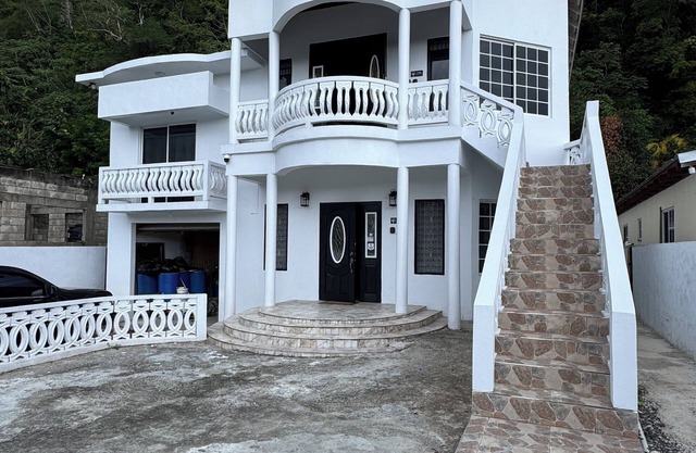 Hidden Gem Sapphire Buff Bay Portland. A piece of jamaica paradise awaits you.