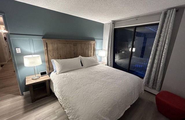 HiddenGem*DowntownYYC*FreeUndergroundParking*CalgaryTowerView