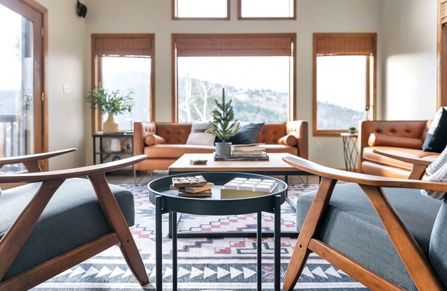 Hide-A-Way in Evergreen. Private Hot Tub Pets Welcome