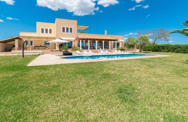 High-class villa Korema