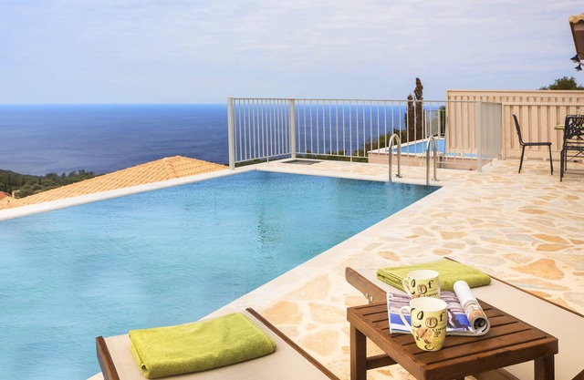 High level of hospitality - panoramic view -private pool- elegance.