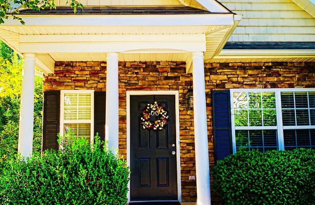 High Point 300: 2BR/2BA Condo near University of Georgia Football and DT Athens