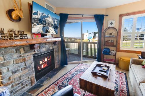 Highland House 119 Next To Slopes Trails WiFi In Village With A View