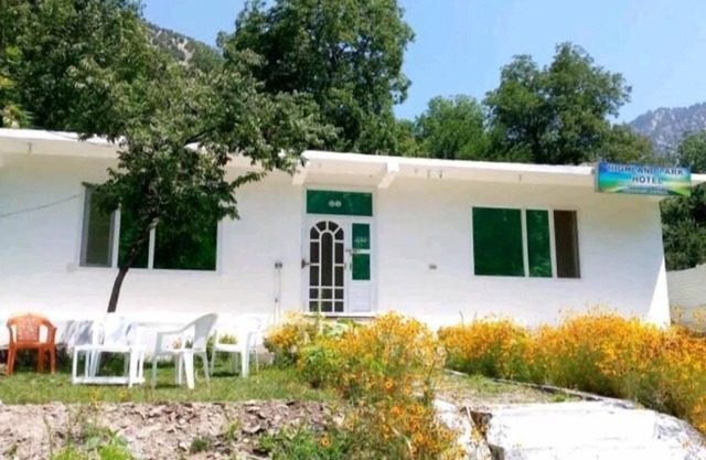Highland park hotel kalash valley