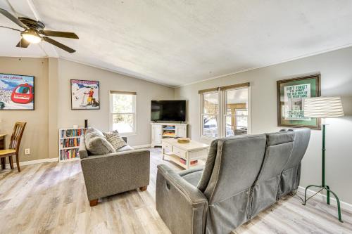 Hike, Fish and Ski Black Bear Cabin in Albany