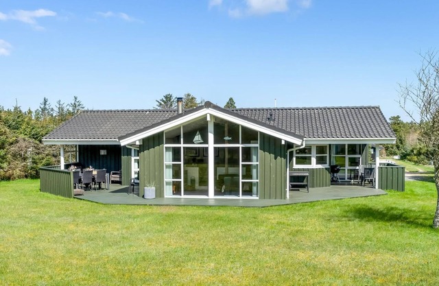 "Hildburg" - 1.5km from the sea by Interhome