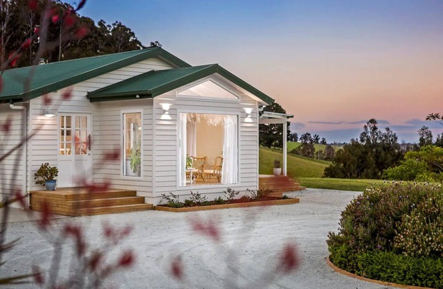 Hilltop Escape-30 acres of no one. Serenity Lives Here.