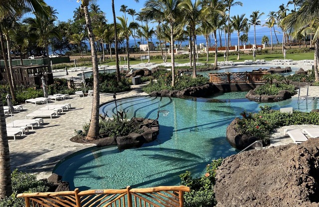 Hilton Maui Bay Villas – 2 BR Plus Suite, Sleeps 6, Full kitchen, 2 bathrooms